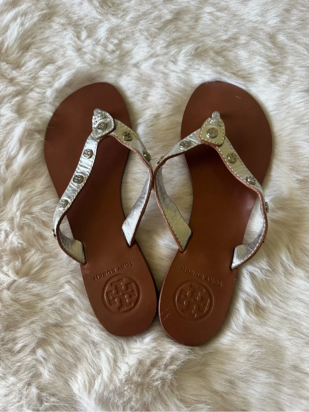 Tory Burch Silver Metallic Leather Thong Sandals